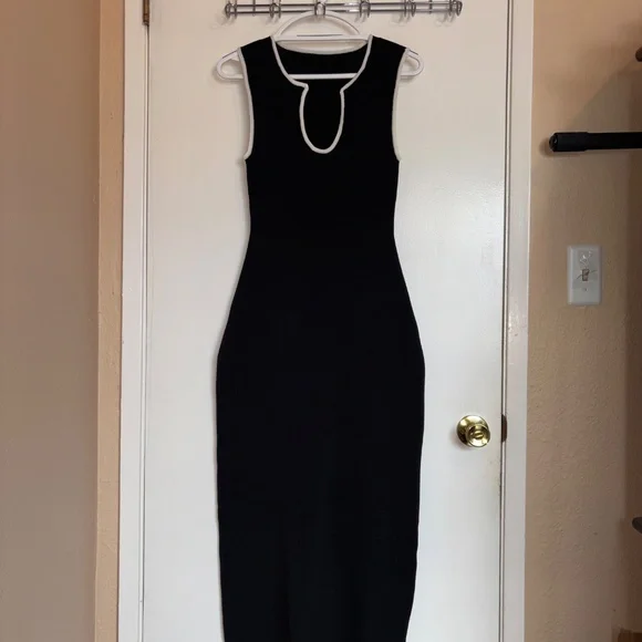 Midi Black Sweater Dress Size Large - Picture 5 of 7